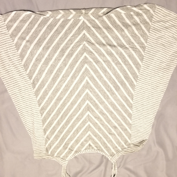 Jessica Simpson maternity tank top size small - Picture 2 of 5